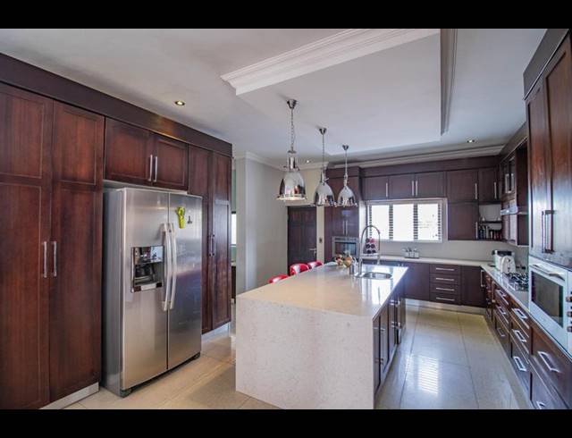 4 BEDROOM HOUSE FOR SALE IN MIDLANDS ESTATE